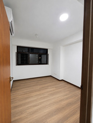 Tampines North Drive 1 (Tampines), Multi Generation #594137361